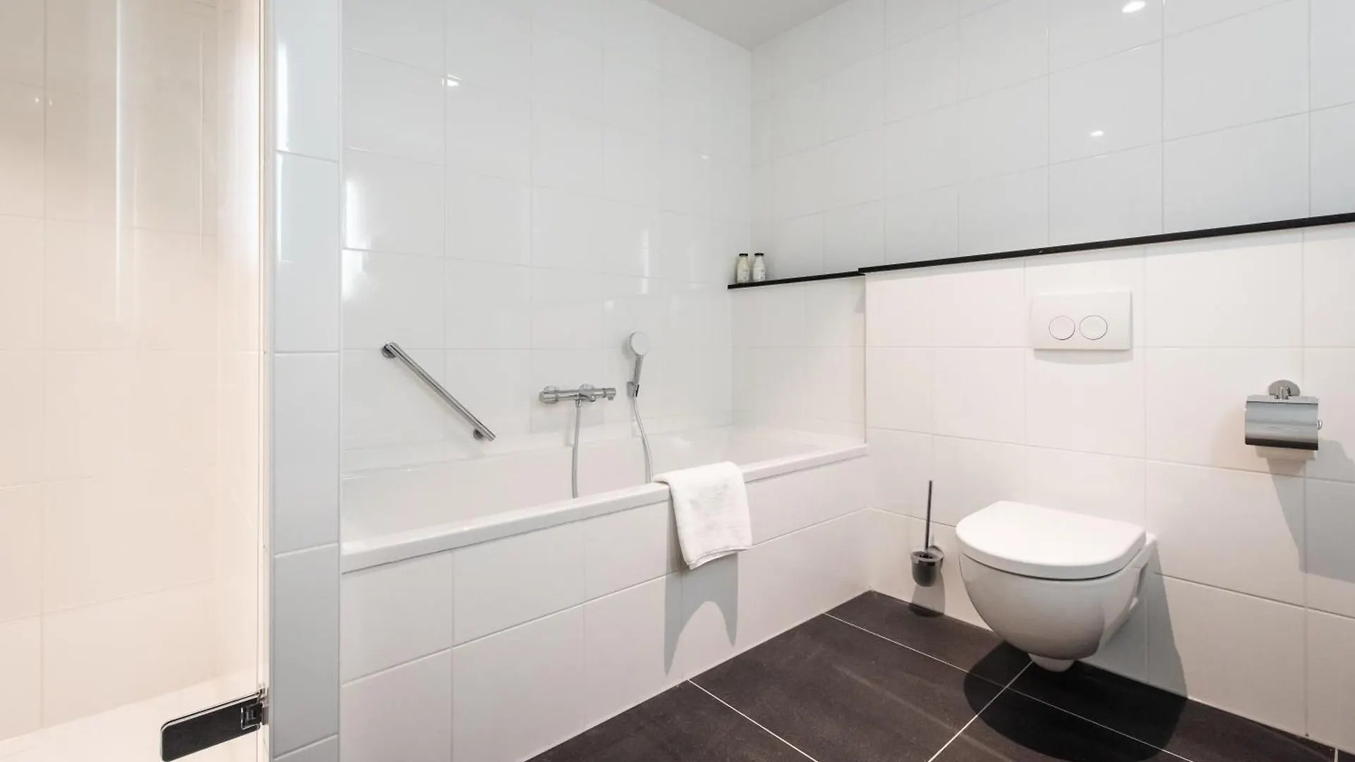 Numa Amsterdam Docklands Aparthotel