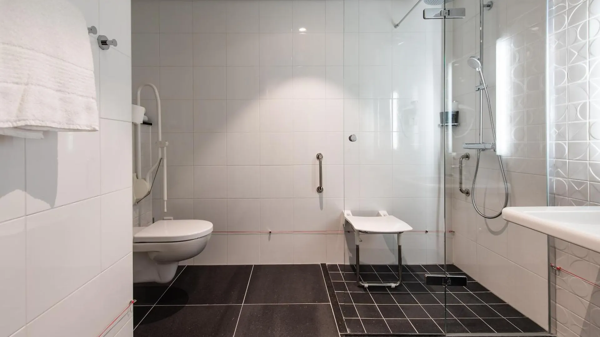 Numa Amsterdam Docklands Aparthotel