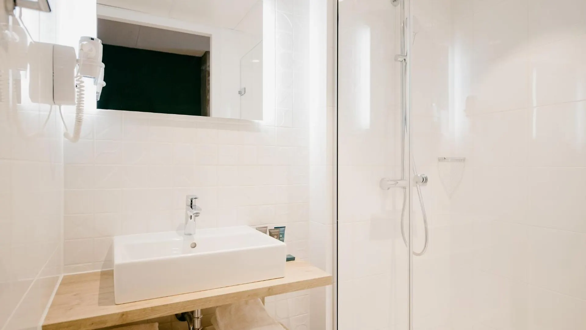 YAYS Amsterdam Docklands Aparthotel Nederländerna