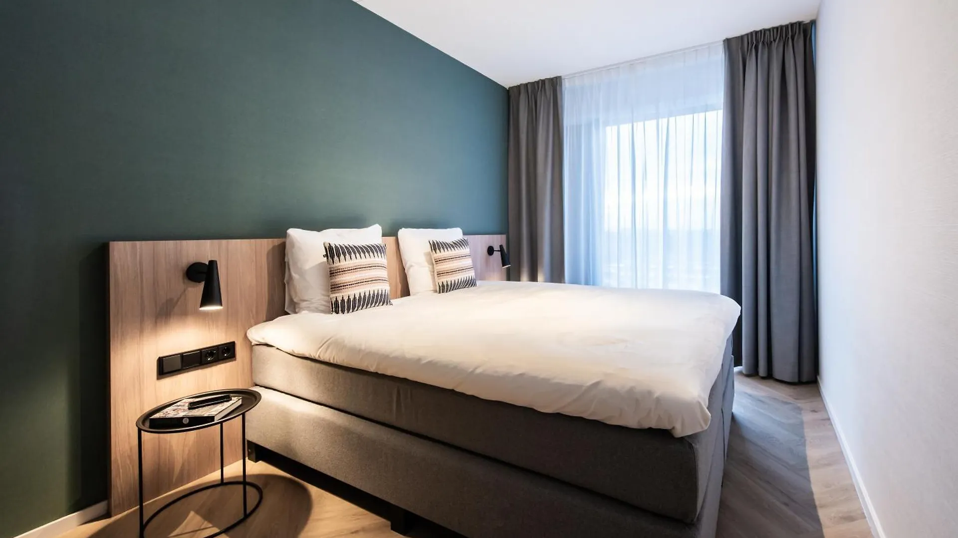 Numa Amsterdam Docklands Aparthotel